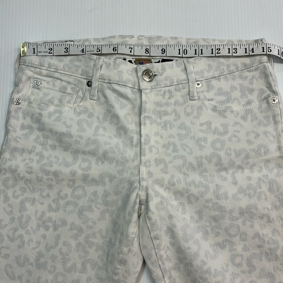 True Religion Women's Liv White Leopard Print Relaxed
Skinny Stretch Jean. Sz 27 - Picture 13 of 15